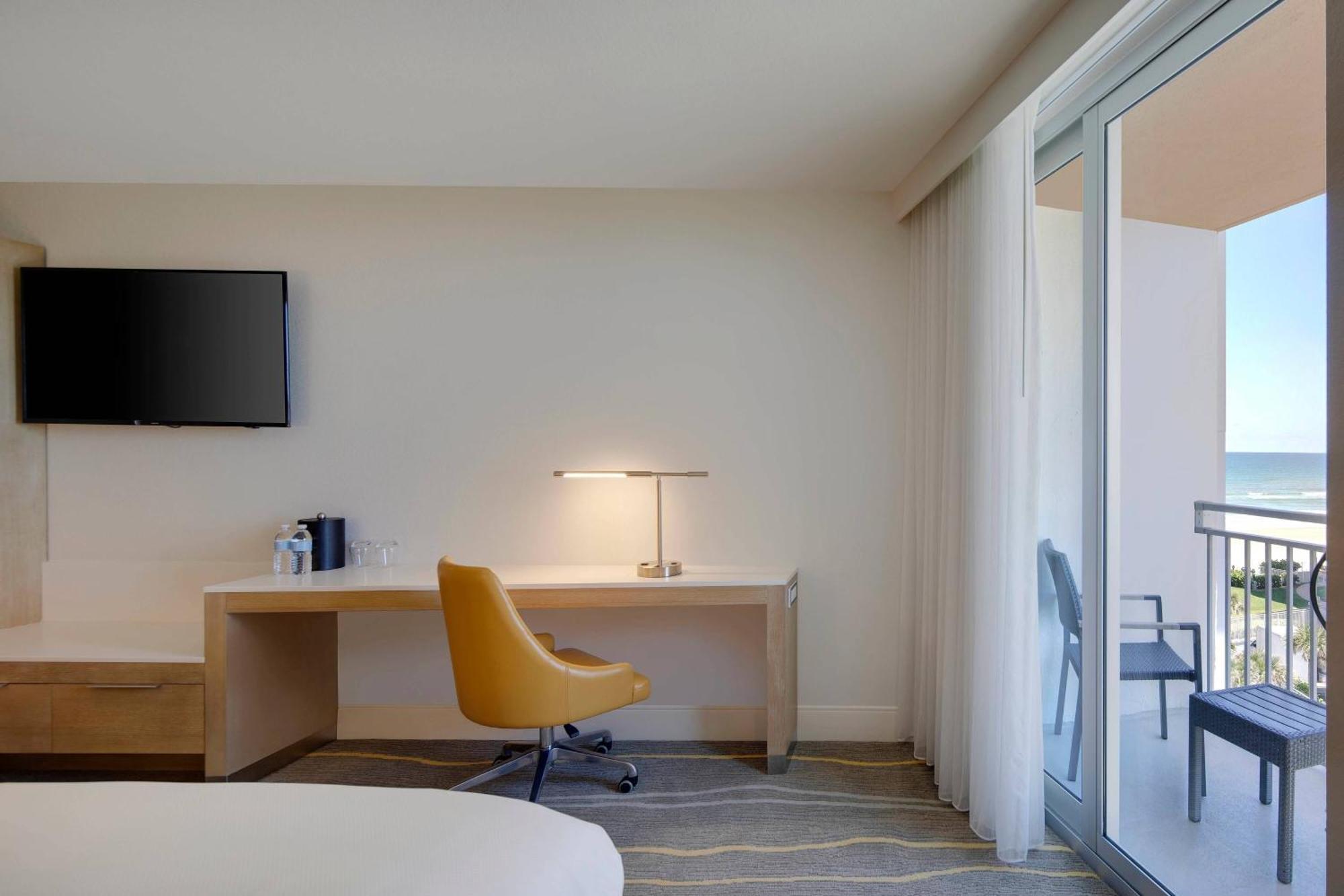 Delta Hotels By Marriott Daytona Beach Oceanfront Dış mekan fotoğraf