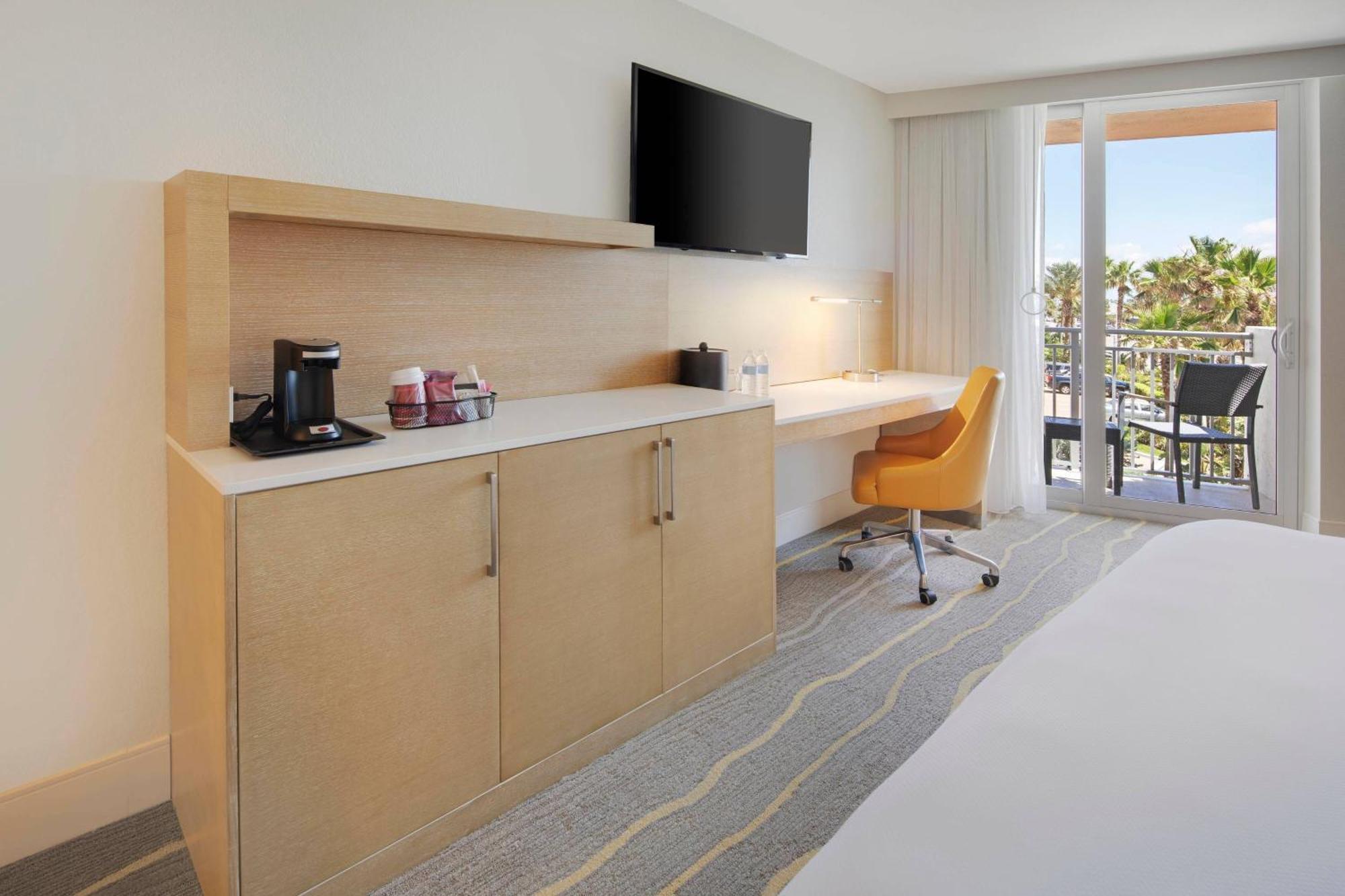 Delta Hotels By Marriott Daytona Beach Oceanfront Dış mekan fotoğraf